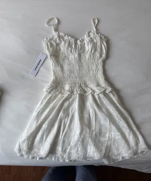 Princess Polly Dress Mini thumbnail 1