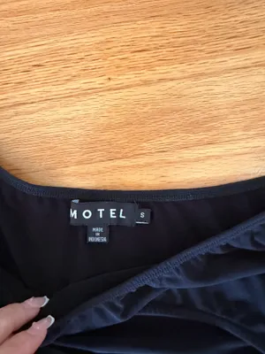 Boutique crop top thumbnail 2
