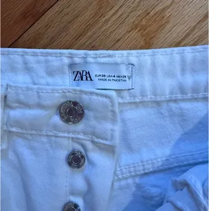 White ZARA Jeans thumbnail 2