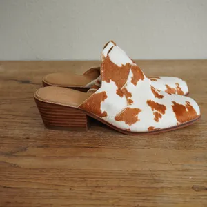 Crown Vintage Galena Cow‎ Print Hair Calf Mules Brown White Western Heel 6.5M thumbnail 2