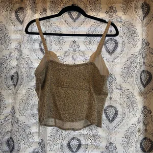 Sienna Sky Cream‎ And Blue Floral Tank Top Size Large thumbnail 2