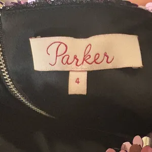 Parker Purple Sequin‎ Dress Size 4 thumbnail 6