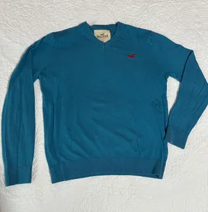 Hollister long sleeve sweater thumbnail 1