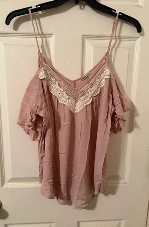 Charlotte Russe Dusty Rose Cold-Shoulder Top with Cream Crochet thumbnail 1