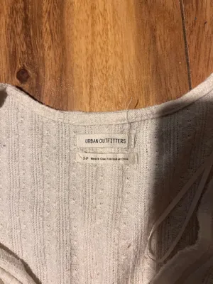 Urban Outfitters Top thumbnail 2