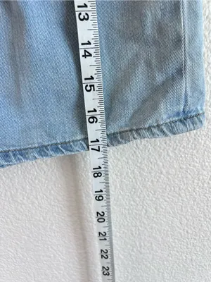 Uniqlo Women's High Rise Belted Baggy Paperbag Denim Shorts Light Blue Wash thumbnail 8