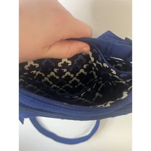 Vera Bradley Crossbody Bag Womens Navy Quilted Adjustable Strap Front Zip Pocket thumbnail 7