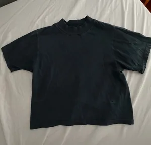 Urban Outfitters TShirt  thumbnail 1