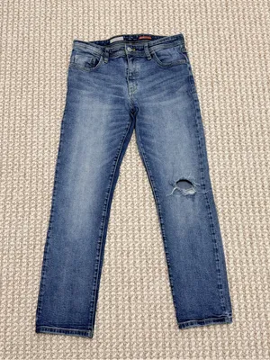 Pilcro by Anthropologie Slim Straight Leg jeans size 28 thumbnail 2