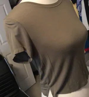 Super Cute American Eagle Short Sleeve Crop Top thumbnail 5