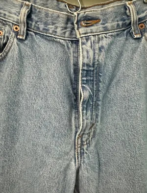 Vintage Levi’s 550 Women’s Light Blue Straight Leg Jeans 100% Cotton Size 12M thumbnail 6