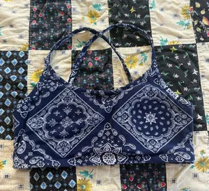 navy blue paisley bandana print sports bra w crisscross straps size 7-9 (small) thumbnail 1