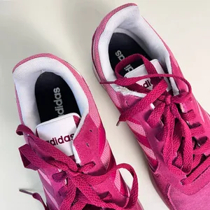 Adidas Women’s Pink Low Top Lace-Up Sneakers Size US‎ 8.5 B43788 thumbnail 4