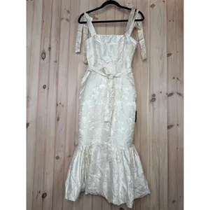 NWT Lulus Silvia Ivory Floral Jacquard Trumpet Midi Dress Banquet Wedding Sz XS thumbnail 2