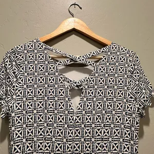 Loft Short Sleeve Stretch Blue White Geometric Skater‎ Dress Sz 6 thumbnail 3