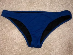 Victoria's Secret Bikini Bottoms thumbnail 1