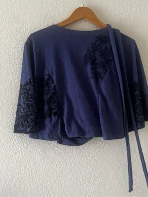 C Keer Anthropologie Blue Floral Wrap Kimono Top thumbnail 4