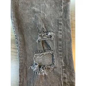 We The Free People‎ Distressed Black Jeans 30 Button Fly Denim Actual 34x29.5 thumbnail 10