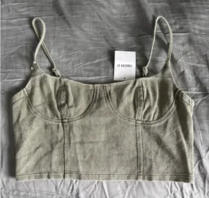Forever 21 Top thumbnail 1