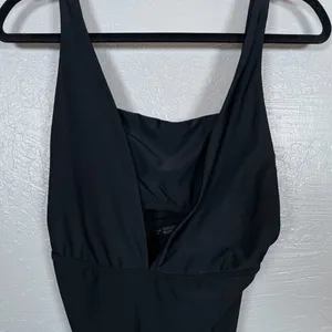 Aerie Women M Black Layered One Piece Swimsuit Bandeau Deep V-Neck Full Coverage thumbnail 3