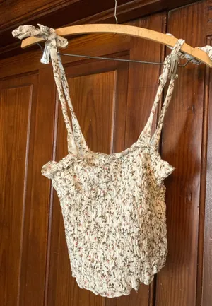 Abercrombie & Fitch Cream Smocked Floral Tie-Strap Camisole Small thumbnail 1