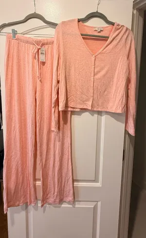 Loft Set Pajama thumbnail 1
