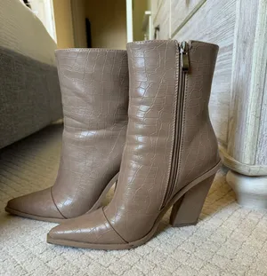 Nasty Gal Booties thumbnail 4