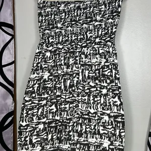 Divided H&M Strapless Maxi Dress Size Medium thumbnail 8
