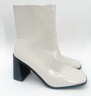 Princess Polly Boots SZ 8 Kia Kiaya Ankle Cream *FLAWS* Bootie Zipper Heel NWOT thumbnail 1