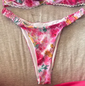 SheIn floral bikini thumbnail 2