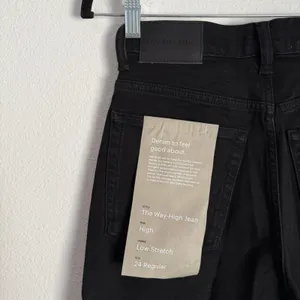 NWT Everlane Sz 24 The Way High Straight Jean‎ in Coal Black Organic Cotton thumbnail 11