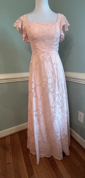 Elegant Pink Lace Maxi Dress with Flutter Sleeves thumbnail 1