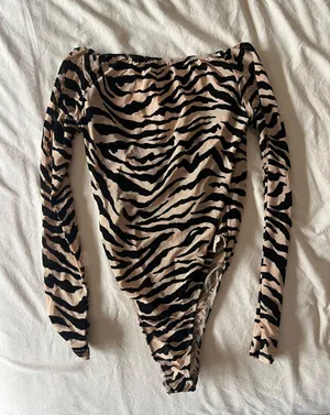 Animal Print Bodysuit Size XS thumbnail 2