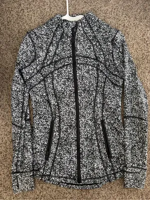 Lululemon Define Jacket thumbnail 1