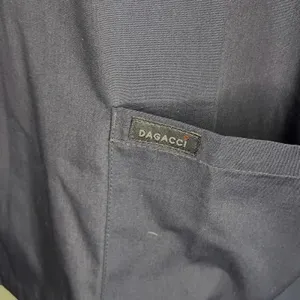 Dagacci Unisex V-neck navy scrub top Size Small NWOT thumbnail 4