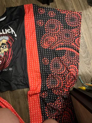 Neona boutique graphic katana shirt Metallica thumbnail 4