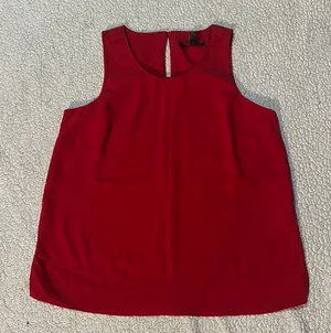 Banana Republic Factory Tank Top thumbnail 1