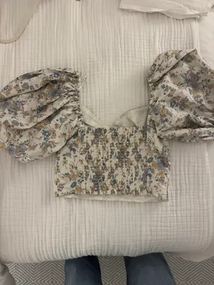 Abercrombie Cropped Floral Blouse thumbnail 3