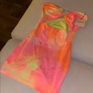 Revolve Maeve Mini Dress in Orange Tie Dye thumbnail 5