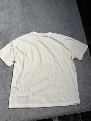 Bohme White Tee with red bows graphic XS thumbnail 9