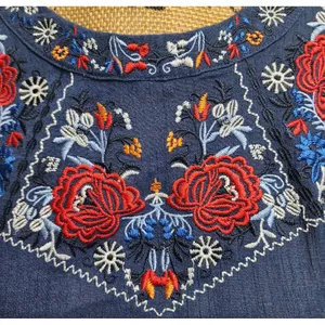 New Directions Women's Blue Embroidered Sleeveless Top Blouse Size‎ L thumbnail 2