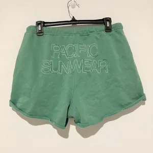 PACSUN Logo Embroidered Rolled Hem Sweat Shorts green‎ size Medium thumbnail 5