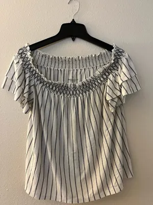 American Eagle striped off-the-shoulder top size XL thumbnail 2