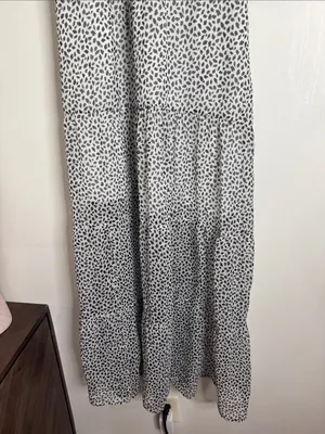 Abercrombie & Fitch Chiffon Flowy Tiered Maxi Dress White Geo Print size M flaw thumbnail 7