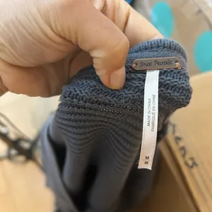 Free People La Brea V-Neck Blue Gray Sweater thumbnail 5