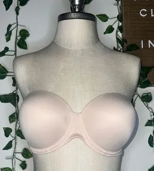 VS PINK Wear Everywhere Multi-Way Pushup Strapless Bra thumbnail 1