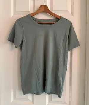 Lululemon Swiftly Tech Short Sleeve (Breeze) *Relaxed Fit Palm Court | Size 4 thumbnail 1