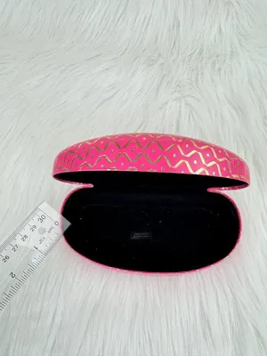 Used Pink Hard Shell Clam Shell Sunglasses Case Travel Storage thumbnail 5