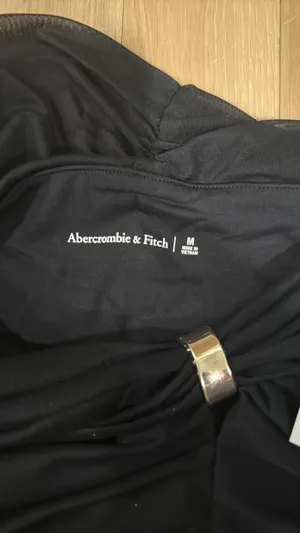 Abercrombie Off-The-Shoulder mesh top thumbnail 5