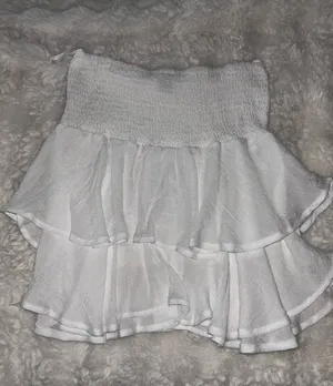 SheIn NWOT Smocked High-Rise Flounce Mini White Skirt thumbnail 6